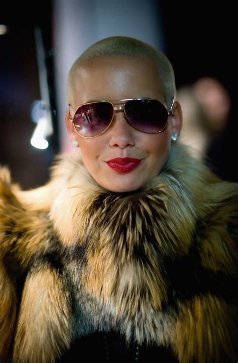 American Model Amber Rose: Sunglasses Style 